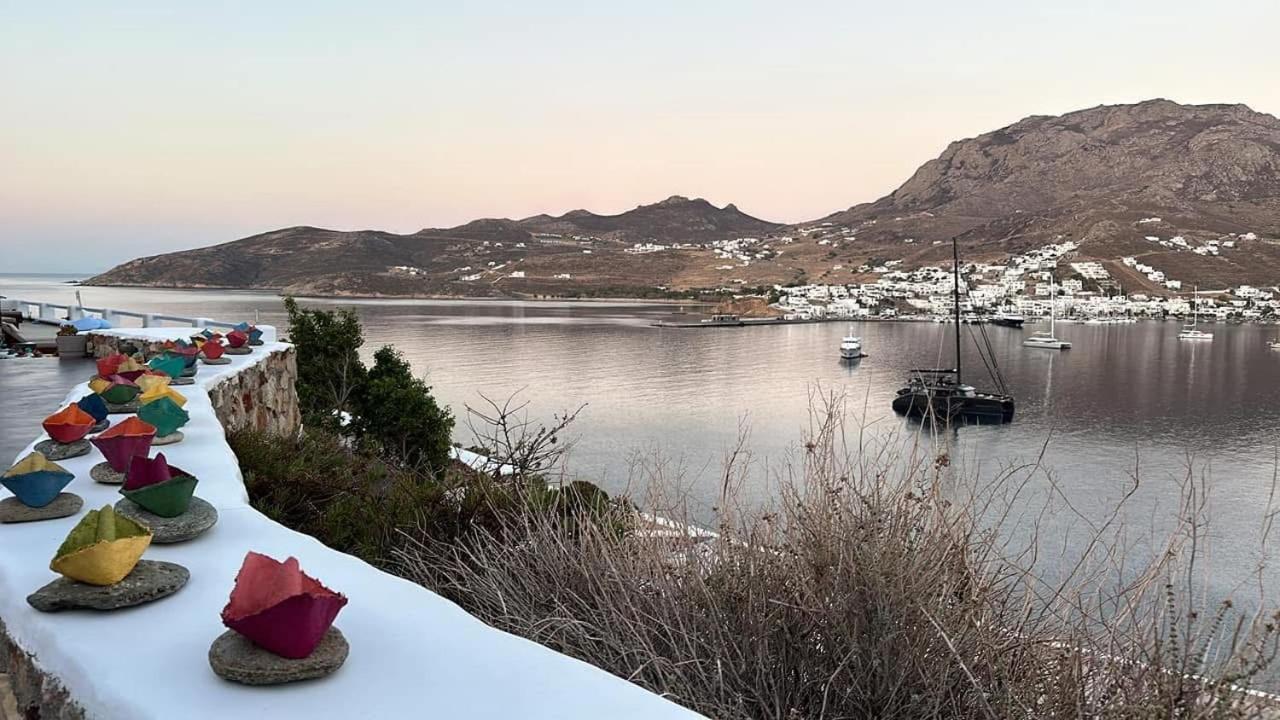 Amfitriti Serifos リバディオン エクステリア 写真